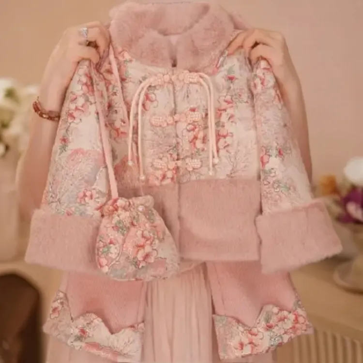 送包女童秋冬民族风夹棉加绒套装汉服冬季中国风外套长裤女宝年服