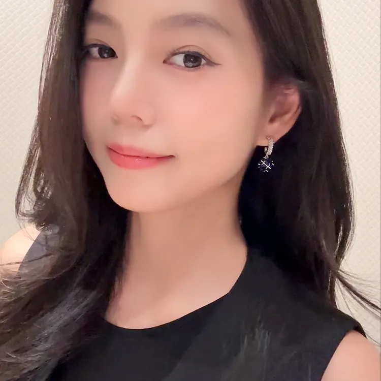 铜合金锆石耳饰 重工蓝石镶钻耳钉轻奢高级感耳饰气质爆闪耳钉