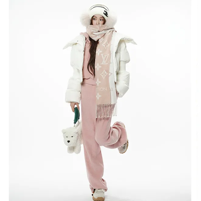 【千寻严选】秋冬时尚气质百搭洋气小众轻奢减龄羽绒服JJD4YRF6083