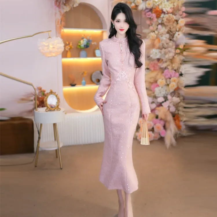 秋冬新款女装时尚气质高贵修身显瘦轻奢长袖中式粉色连衣裙25308