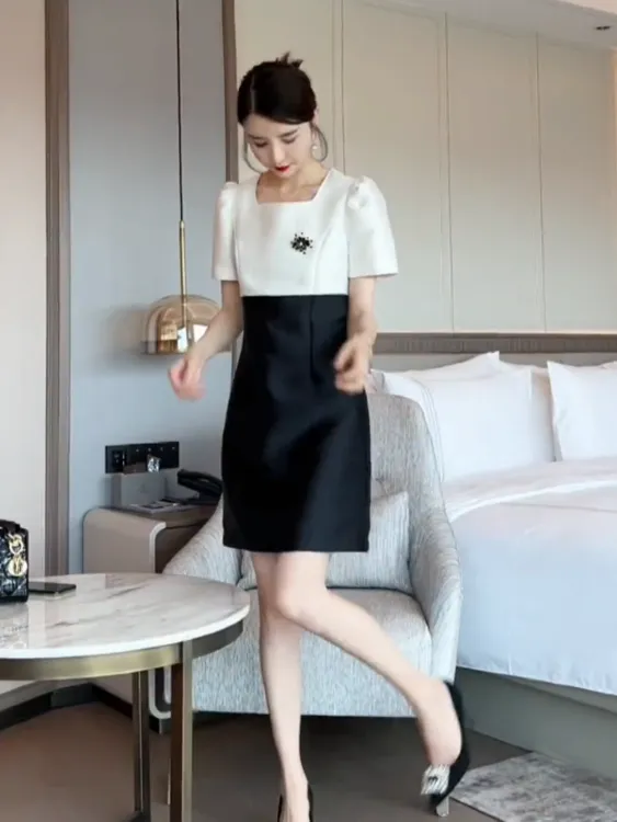 2025学院风法式连衣裙裙高腰包袖连衣裙时尚包臀拼接连衣裙