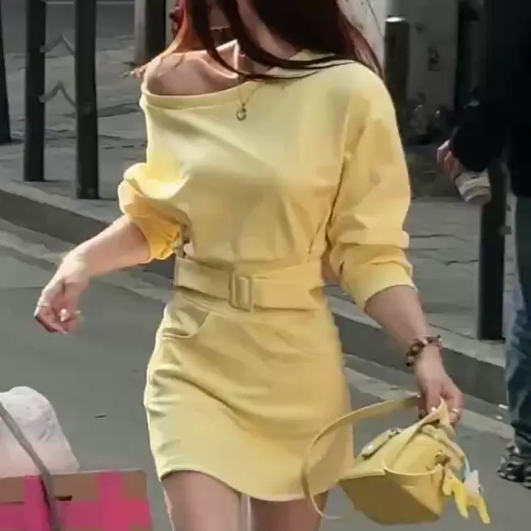 2025夏季新款时尚显瘦气质女士网红洋气两件套百搭款D6636