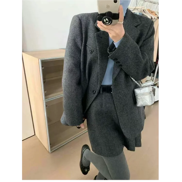 韩版设计感秋冬时尚套装廓形内里夹棉休闲西装外套半身裙两件套女