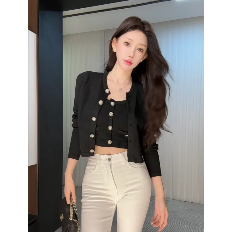 早秋氛围感穿搭白色针织开衫外套吊带背心上衣两件套装女2025新款