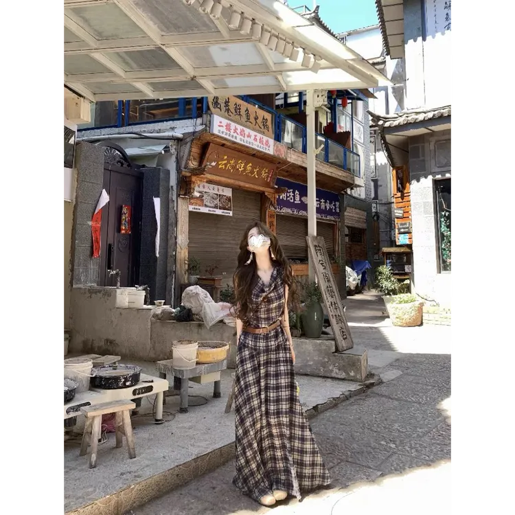 慵懒格子套装女无袖荡领背心上衣+长款半身裙两件套显瘦