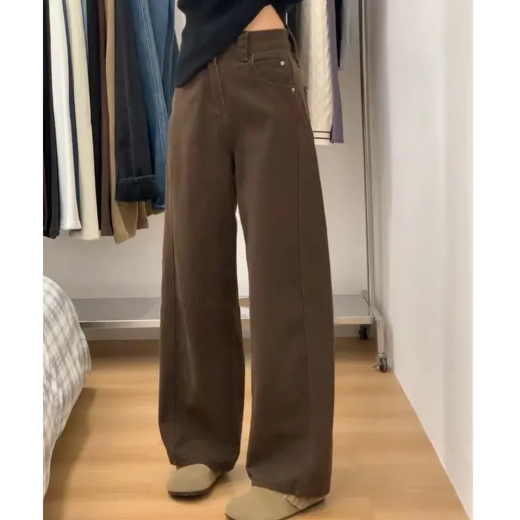 美拉德咖色直筒牛仔裤女秋冬新款高腰宽松显瘦梨形身材弯刀阔腿裤