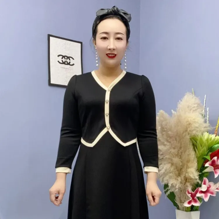 5070款时尚显瘦百搭收腰修身连衣裙