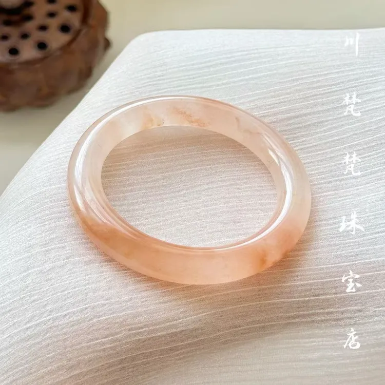 纯天然粉色金丝玉石手镯子佘太翠桃花酿手镯少女甜妹石英岩草莓晶
