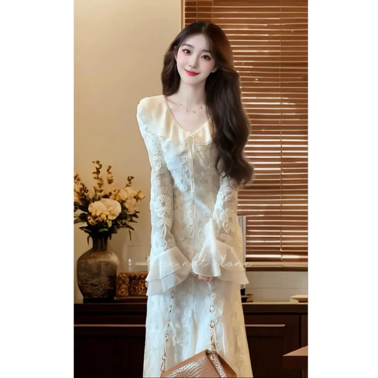 法式V领蕾丝长袖连衣裙女2025秋季新款女装气质收腰鱼尾裙89046