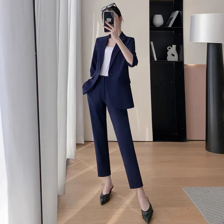 大码薄款七分袖西装套装女夏季新款时尚休闲女神范气质职业小西服