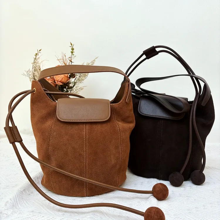 初柔Choul磨砂甜美风耐磨水桶包斜挎包单肩斜跨简约焦糖色南瓜包
