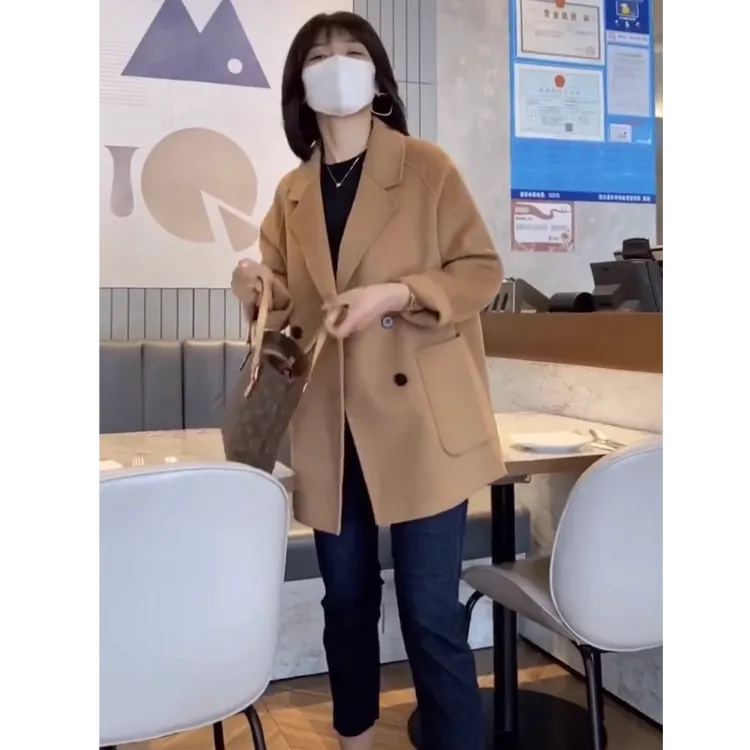 大码胖mm显瘦大衣女小个子秋冬驼色气质呢子西装高级感短毛呢外套