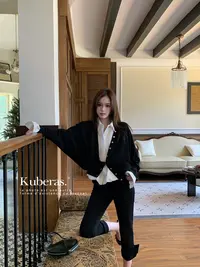 KUBERAS 简约休闲短款宽松V领蝙蝠袖针织开衫百搭高级感小众上衣