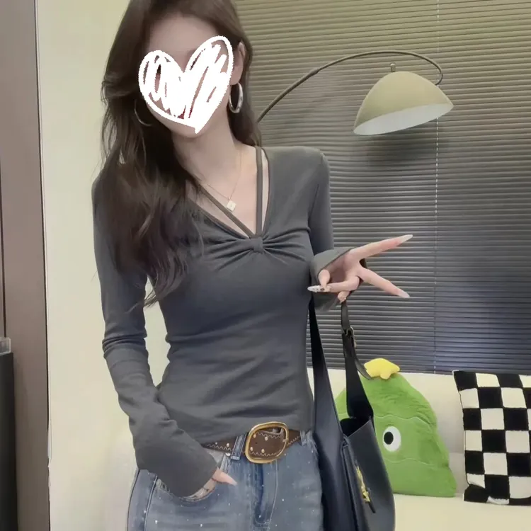 韩系V领挂脖纯欲风磨毛长袖T恤女2025新款设计感辣妹修身显瘦上衣