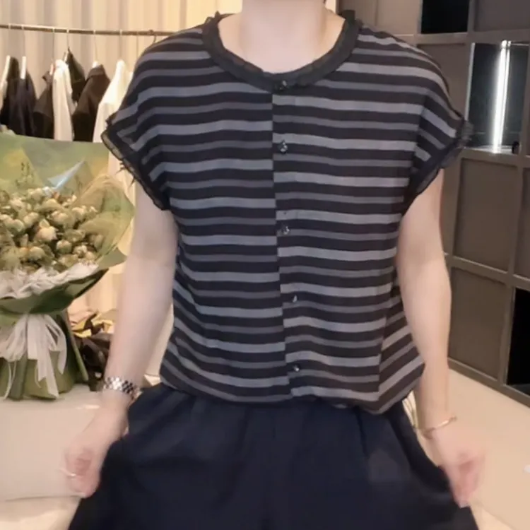 圆领设计感时尚百搭无袖显瘦上衣女2025夏季新款显瘦上衣休闲小众