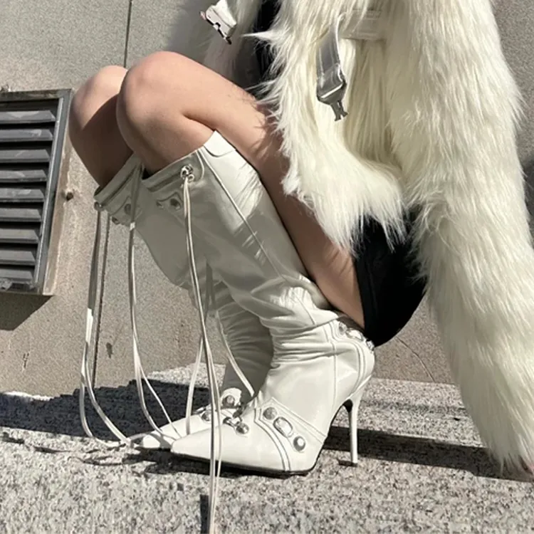 欧美尖头流苏带时装长靴女2025金属铆钉辣妹机车靴不过膝靴高跟靴