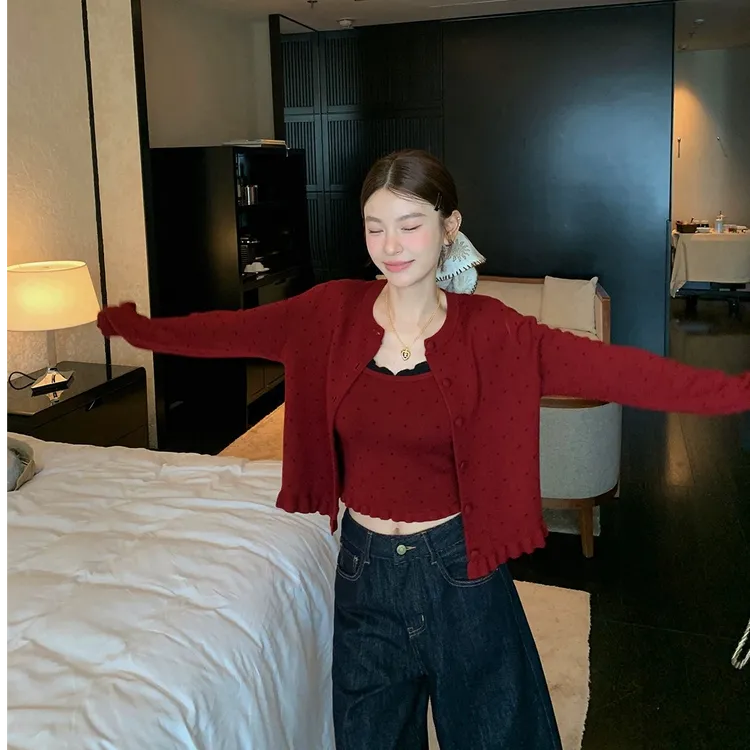 复古红色长袖针织开衫女早秋季2025新款小个子高级感短款毛衣外套