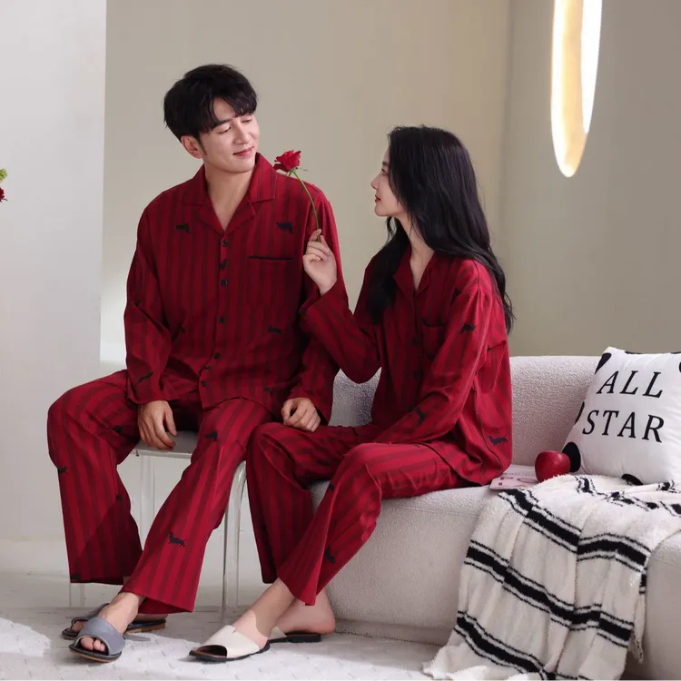 Vation/华纯长袖不褪色秋季条纹情侣休闲睡衣成人翻领度假风