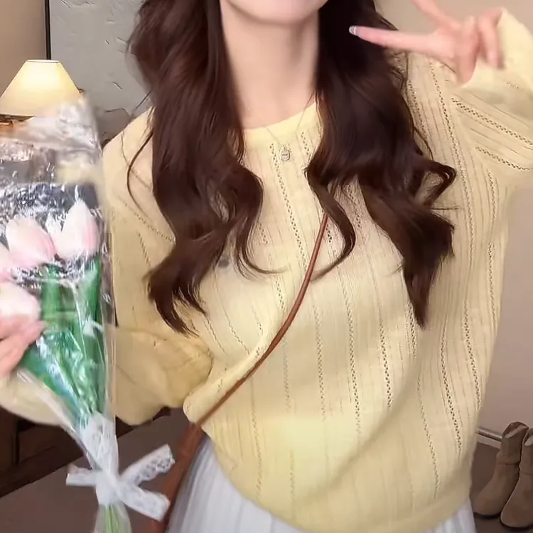 设计感时尚重工气质长袖针织衫女2025夏季新款百搭圆领显瘦上衣