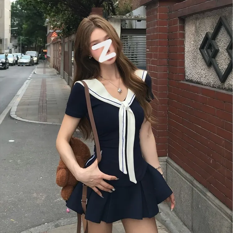 设计感辣妹半身裙两件套气质海军领修身披肩短袖T恤藏青短裙套装