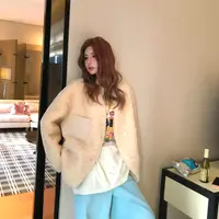 婉君Y【100绵羊毛】绵羊毛宽松时尚纽扣款V领外套LWJ25D4C3254