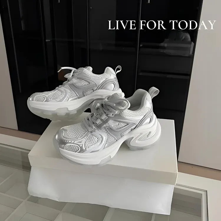 【茵茵同款】巴黎旧刊~银白色增高厚底运动休闲鞋女老爹鞋夏季新款