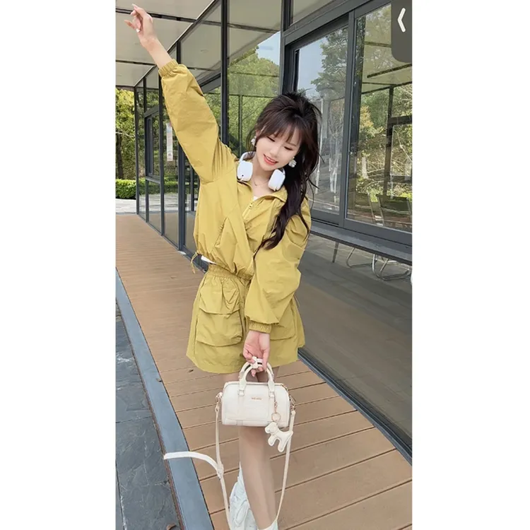 欧货爆款春夏新款防晒设计感小众灰色显瘦连帽外套短裤运动风套装