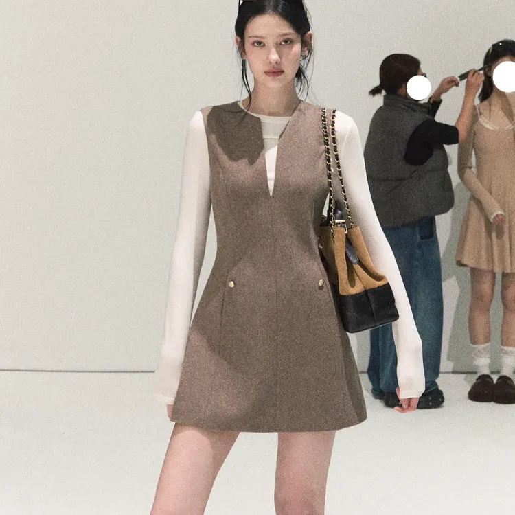 韩系风穿搭一整套背心连衣裙套装女小个子2025秋冬内搭上衣两件套