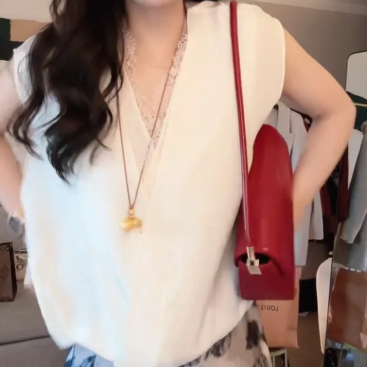 夏季高定醋酸V领蕾丝上衣C5238