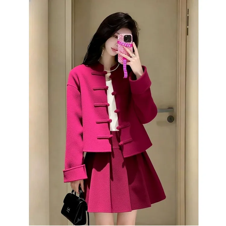 玫红色新中式外套2025冬季新款气质时尚套装独特高端小资短上衣