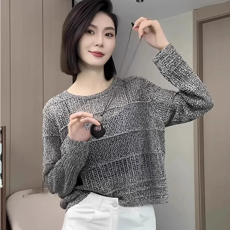 复古镂空设计感圆领长袖针织衫女2025新款春秋宽松小个子洋气上衣