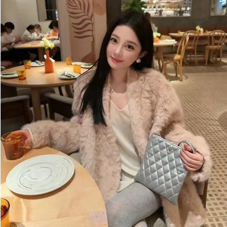 2025新款秋冬富家千金高级感仿花狐貂加厚皮毛一体软糯毛毛外套女