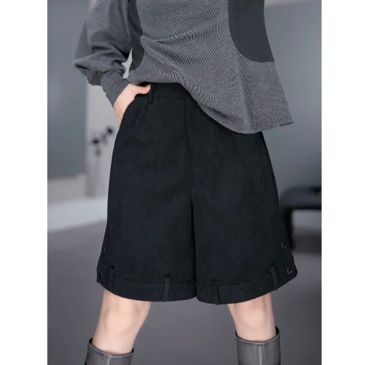 鑫鑫2025冬季新款磨毛流行时尚潮牌女装百搭高级感高腰短裤6868