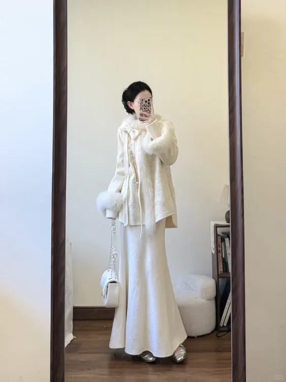 2025秋冬新款千金小香风毛领呢子外套女搭配连衣裙气质减龄两件套