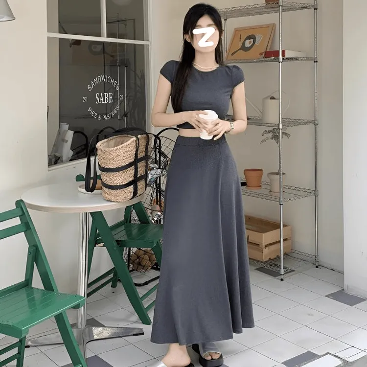 小个子套装大裙摆A字半身裙女灰色短袖T恤上衣显瘦长裙子两件套