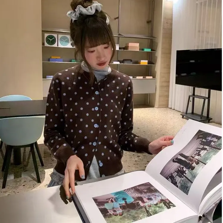 撞色波点提花针织开衫女秋季新款慵懒甜美上衣简约百搭小个子外套