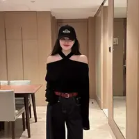 秋款气质小女人宽松交叉漏肩毛衣  露肩长袖性感宽松交叉漏肩毛衣