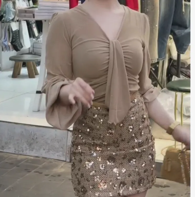 2025冬季新款潮流韩版爆款网红上衣裙子女朵ZN121