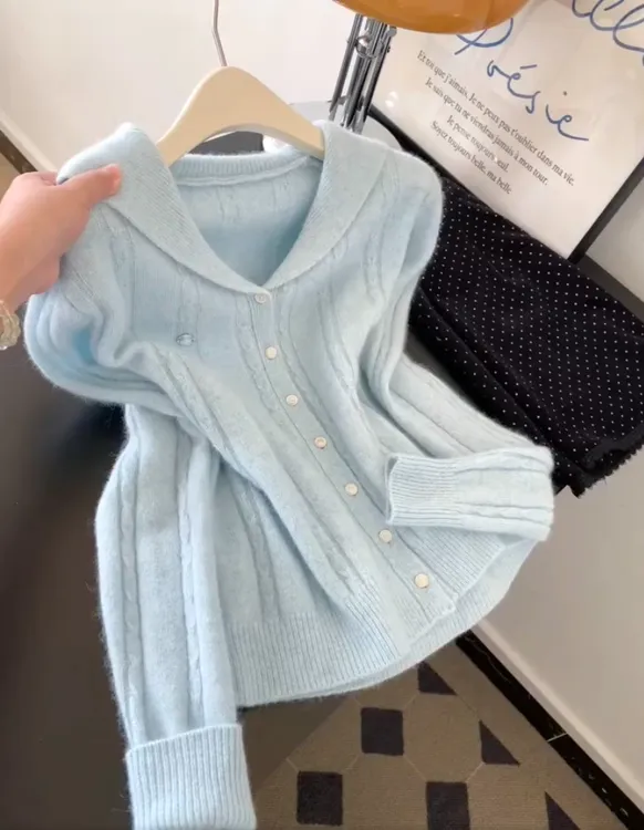 韩版小香风蓝色翻领长袖针织开衫女秋冬新款温柔风显白甜美毛衣
