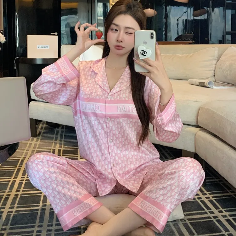 睡衣春秋款女士2025新款秋冬季高级感网红风长袖长裤家居服套装