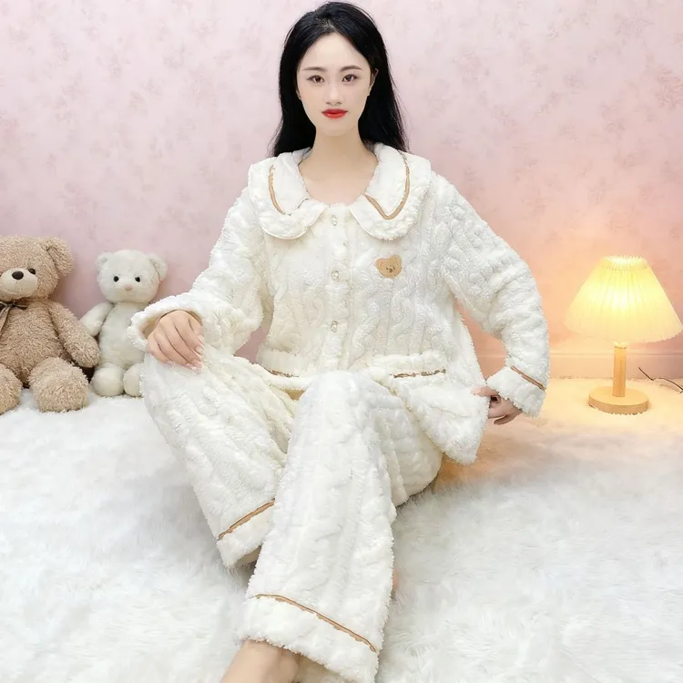 加绒加厚法兰绒大码睡衣女套装2025新款胖mm秋冬保暖家居服两件套