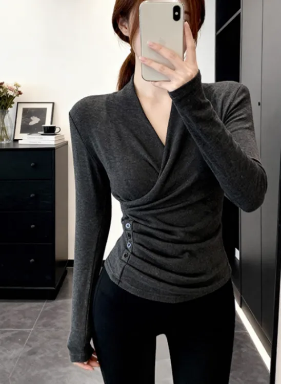 2025V领气质T恤女士秋冬季轻熟风小众设计长袖内搭打底衫上衣8068