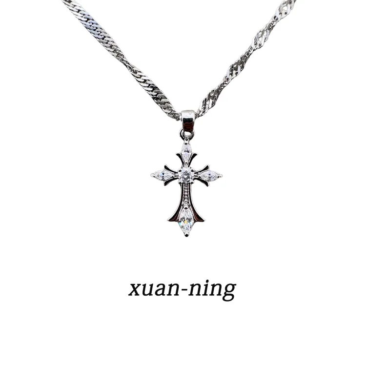 钛钢项链 小众设计“超新星”水波链镶嵌十字架坠链百搭项链精致ins