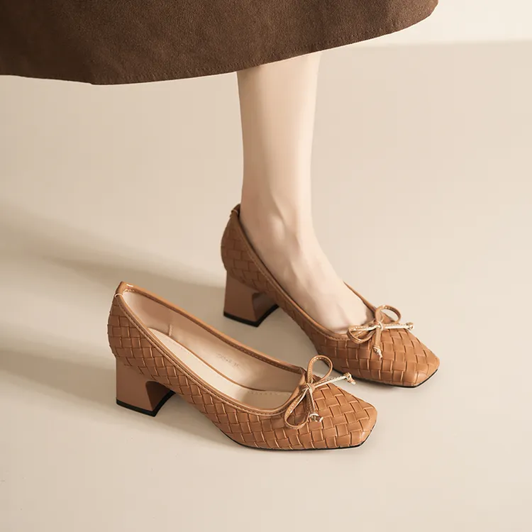 2025新款女鞋复古粗跟蝴蝶结方头浅口单鞋女神优雅英伦风玛丽珍鞋