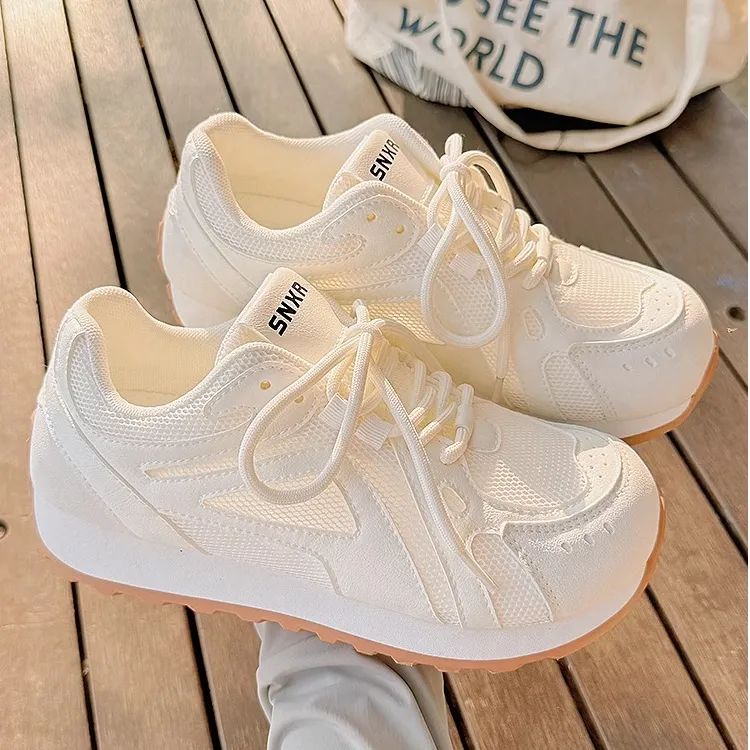 小白鞋女款2025新款夏季网鞋透气阿甘德训鞋薄款不累脚休闲运动鞋