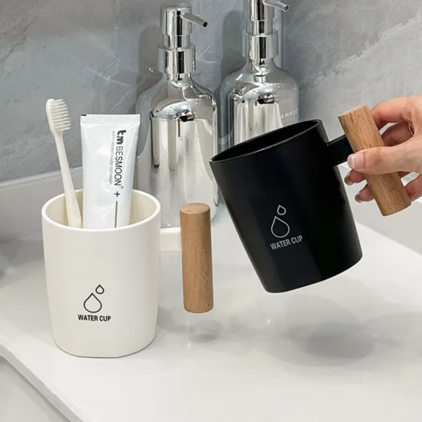 创意简约漱口杯情侣家用高级感洗漱杯家用便携旅行木制手柄牙具杯