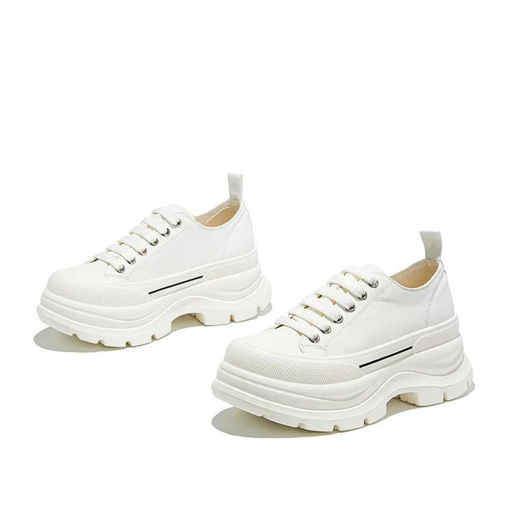 发泡底头层牛皮女鞋2025秋冬新款乌拉草猪皮鞋垫小白鞋厚底鞋子女