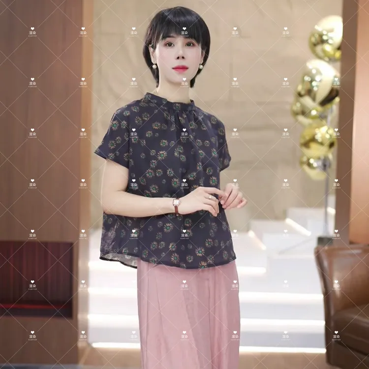 【渲渲推荐】1099夏季时尚气质小雏菊花纹小衫