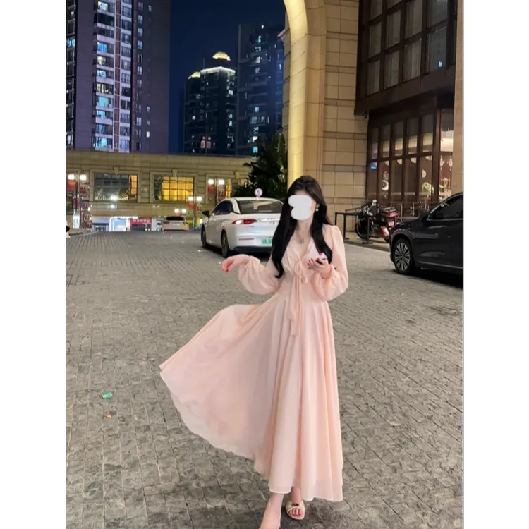 古早美人】飘带收腰显瘦温柔设计感大裙摆长袖连衣裙子新款时尚女