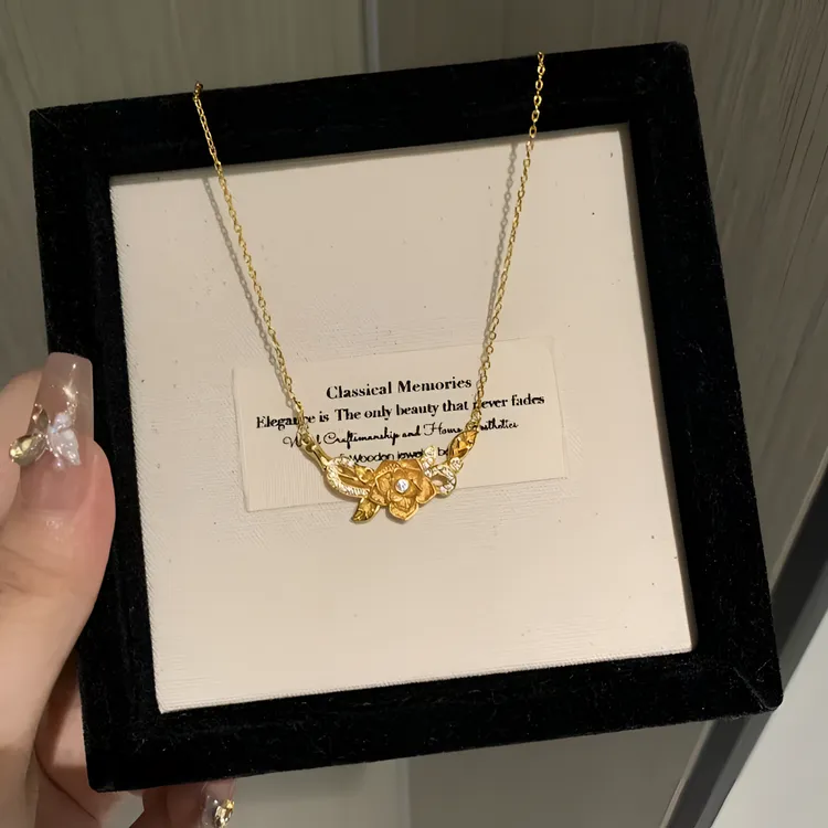 JIN BAI ZHENG 铜合金项链 时尚新款复古缠绕玫瑰花项链女气质